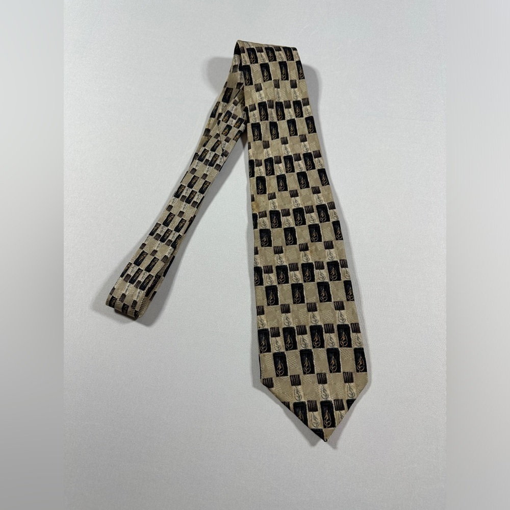 Men’s J.Z. Richards Necktie 💯 Silk​​​​